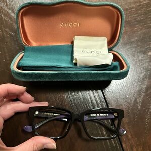 Gucci Black and Purple Women's Frame